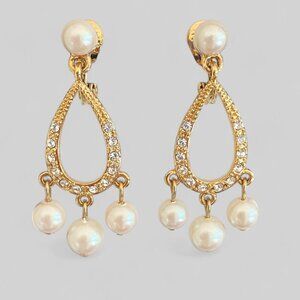 Monet Vintage Pearl Crystal Clip On Earrings​​​​​​